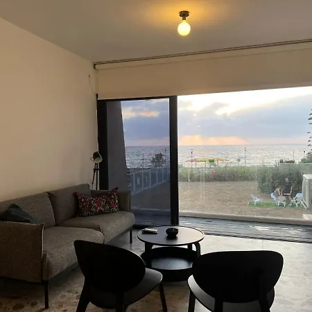 דירת גן על הים בנהריה Apartment Exterior photo